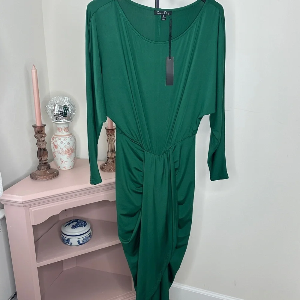 unique vintage green dress Unique Vintage Emerald Green Square Neck Pleated Swing Dress
